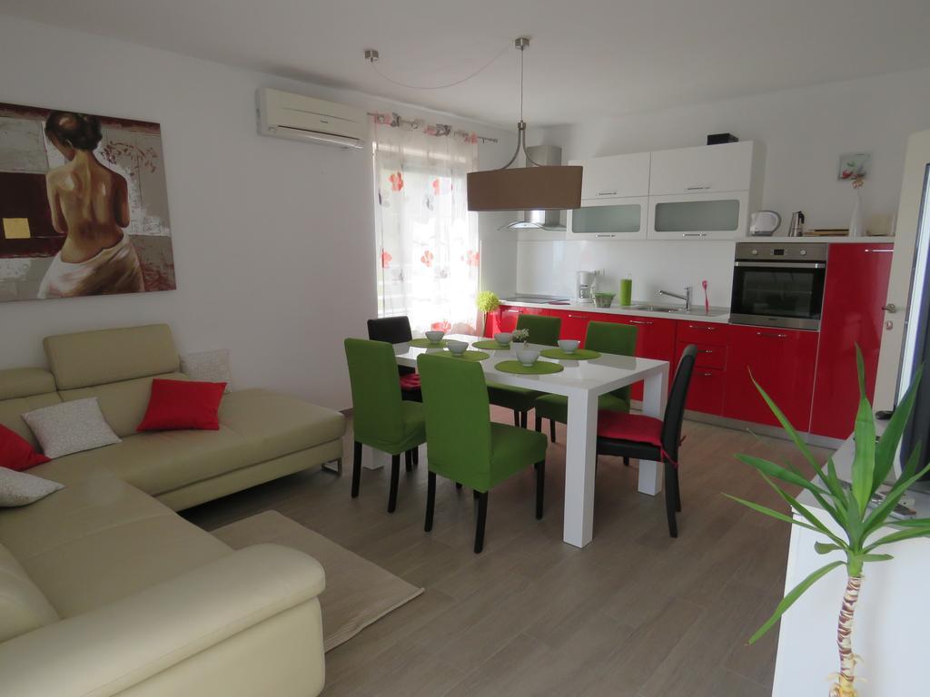 Apartments Villa Urbajs Vrsar Zimmer foto
